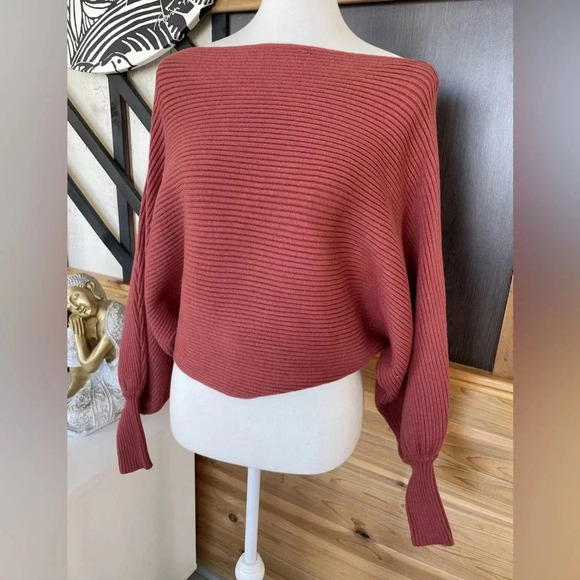 she and sky sweater Small - Picture 13 of 16